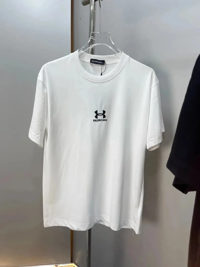 Balenciaga Paris Country List T-Shirt — Photo 15