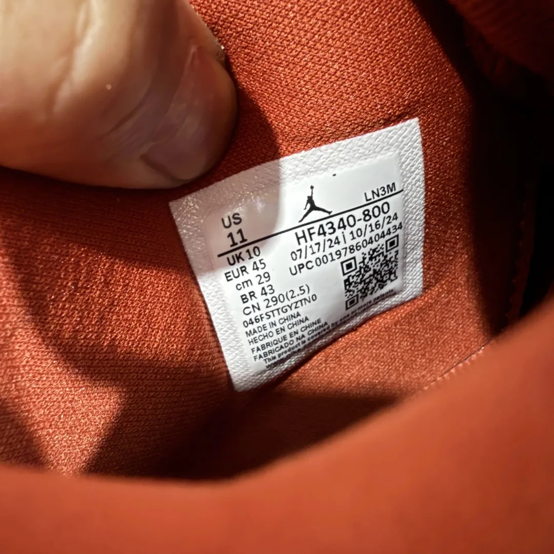 Air Jordan 4 Red Black — Photo 10