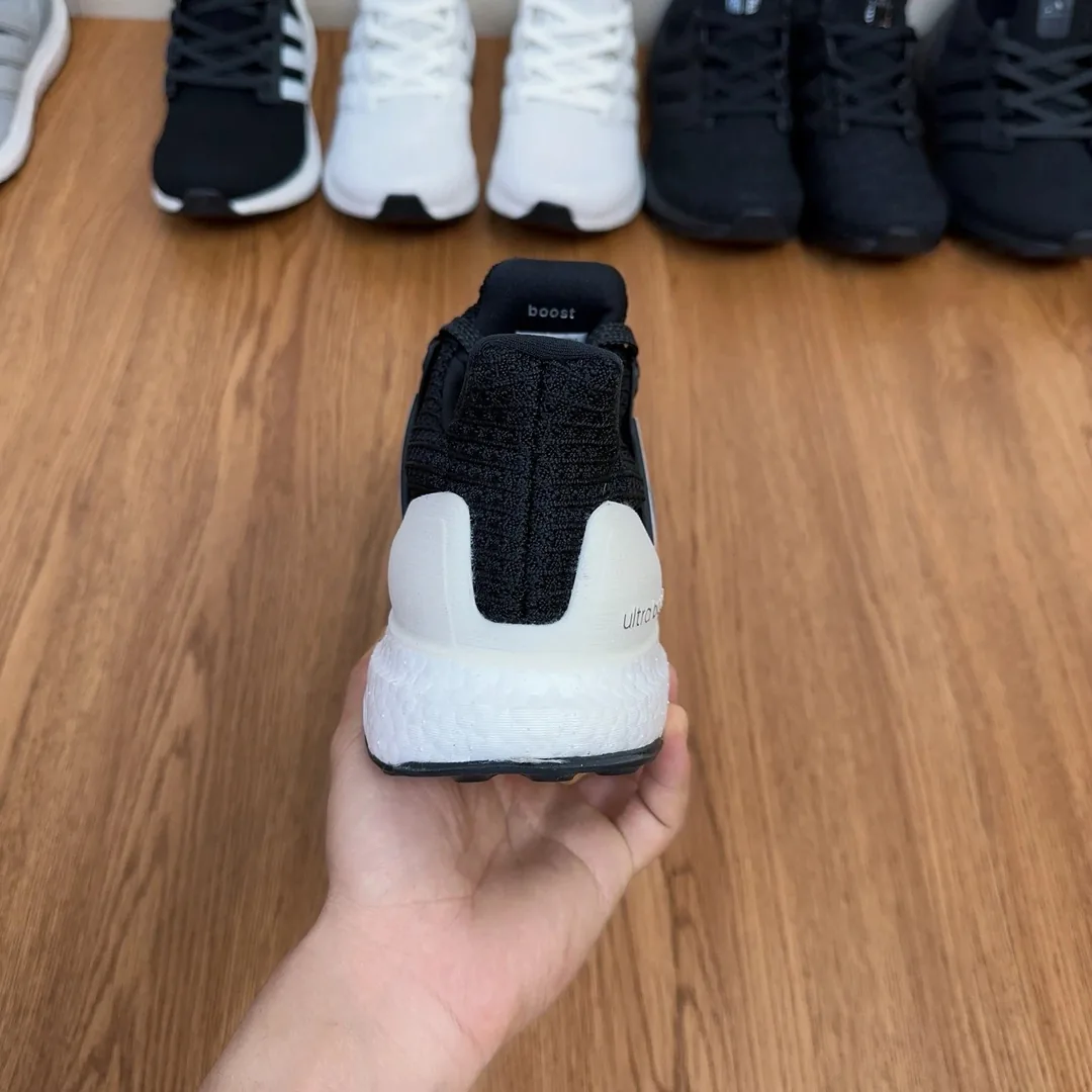 Adidas Ultra Boost 4.0 — Photo 6