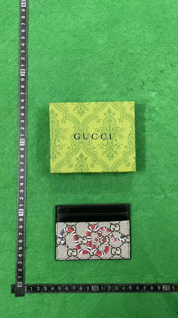 Card Holder Wallet — Photo 10