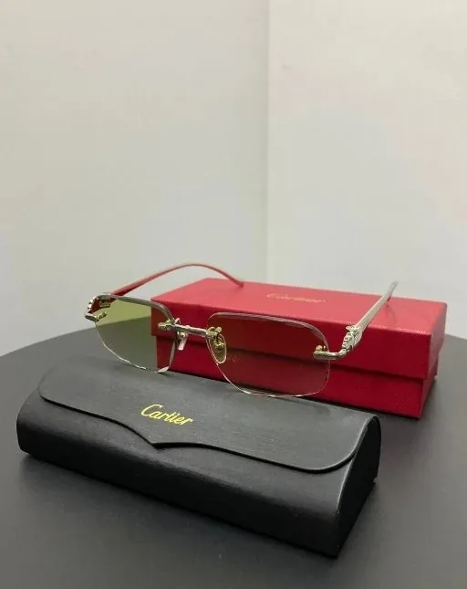 Gold Panther Accessory — QC