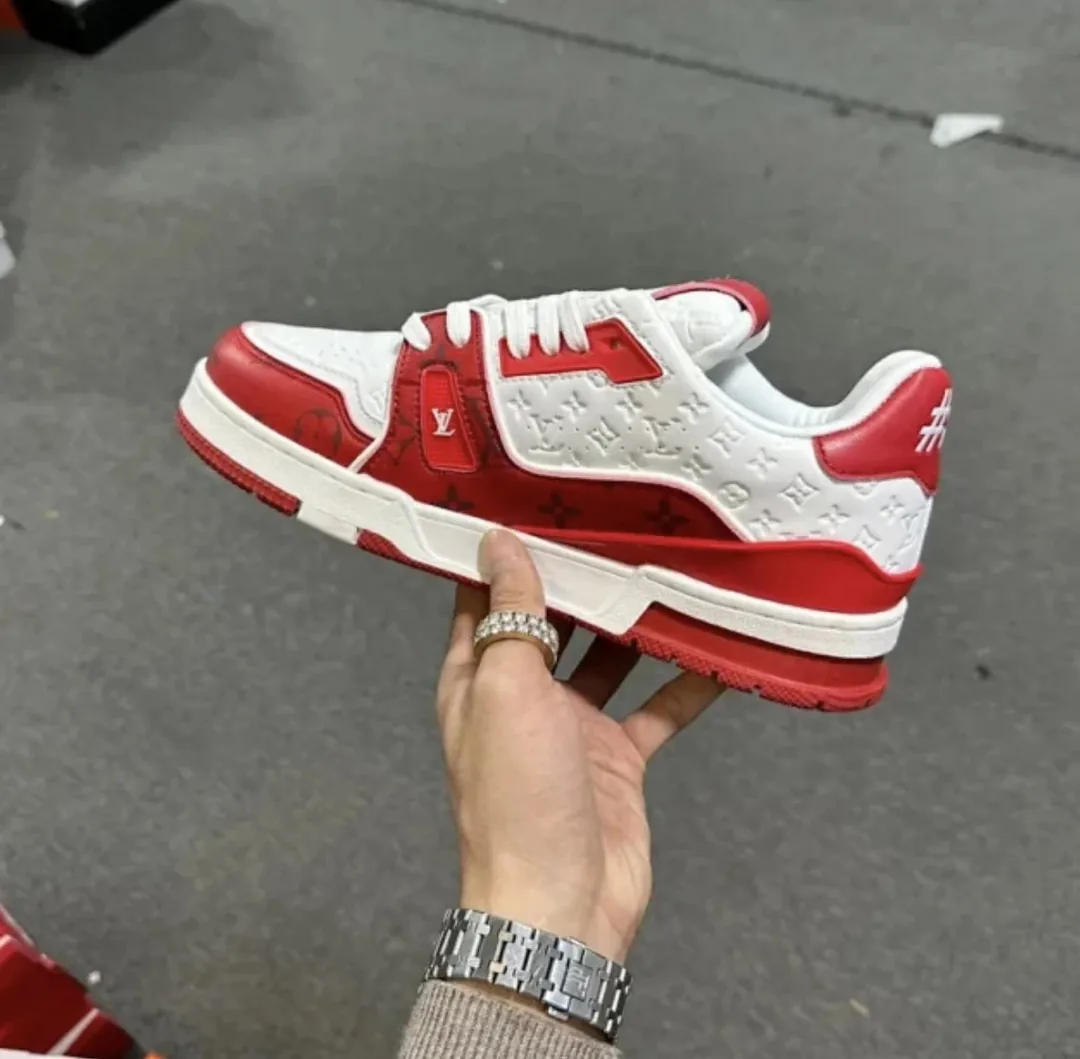 Louis Vuitton LV Trainer Vibrant Running Shoes — photo 4