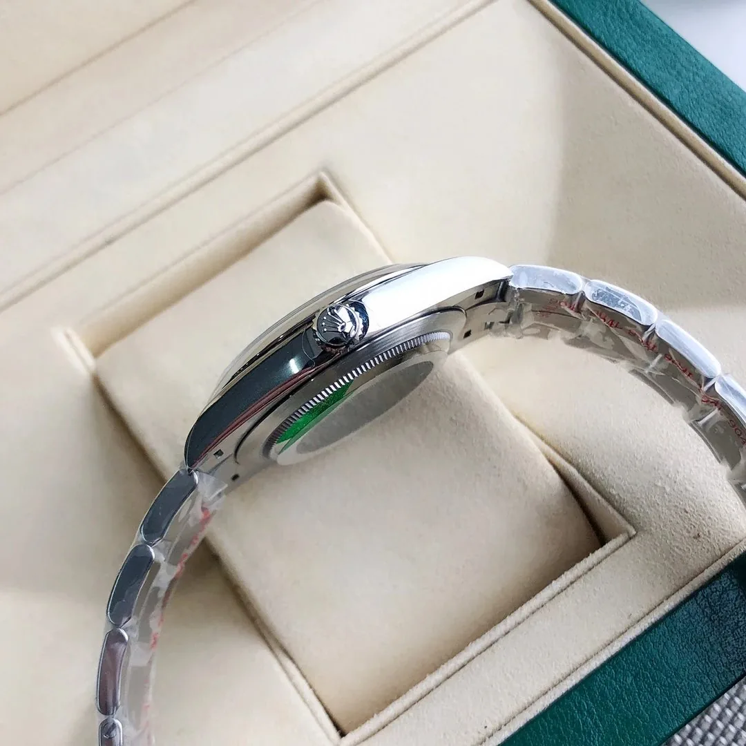 Rolex Oyster Perpetual Watch — photo 6