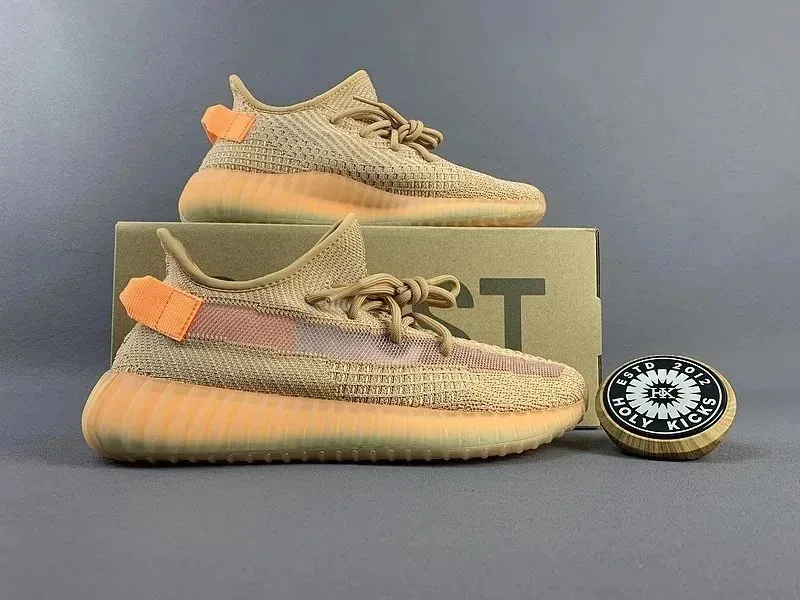 Adidas Yeezy 350 V2 Beige Lace-Up Sneakers — Photo 14