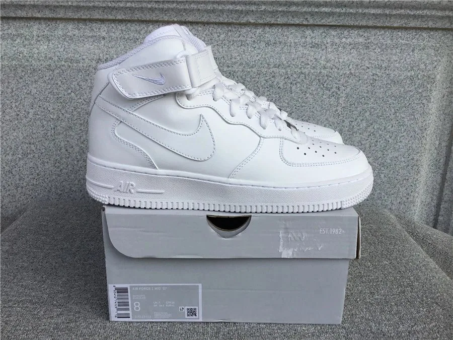White Black Air Jordan 1 Mid