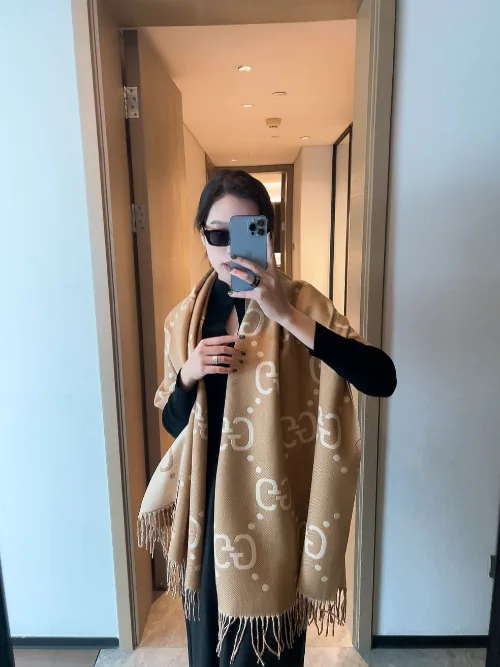 Dior Scarf — QC