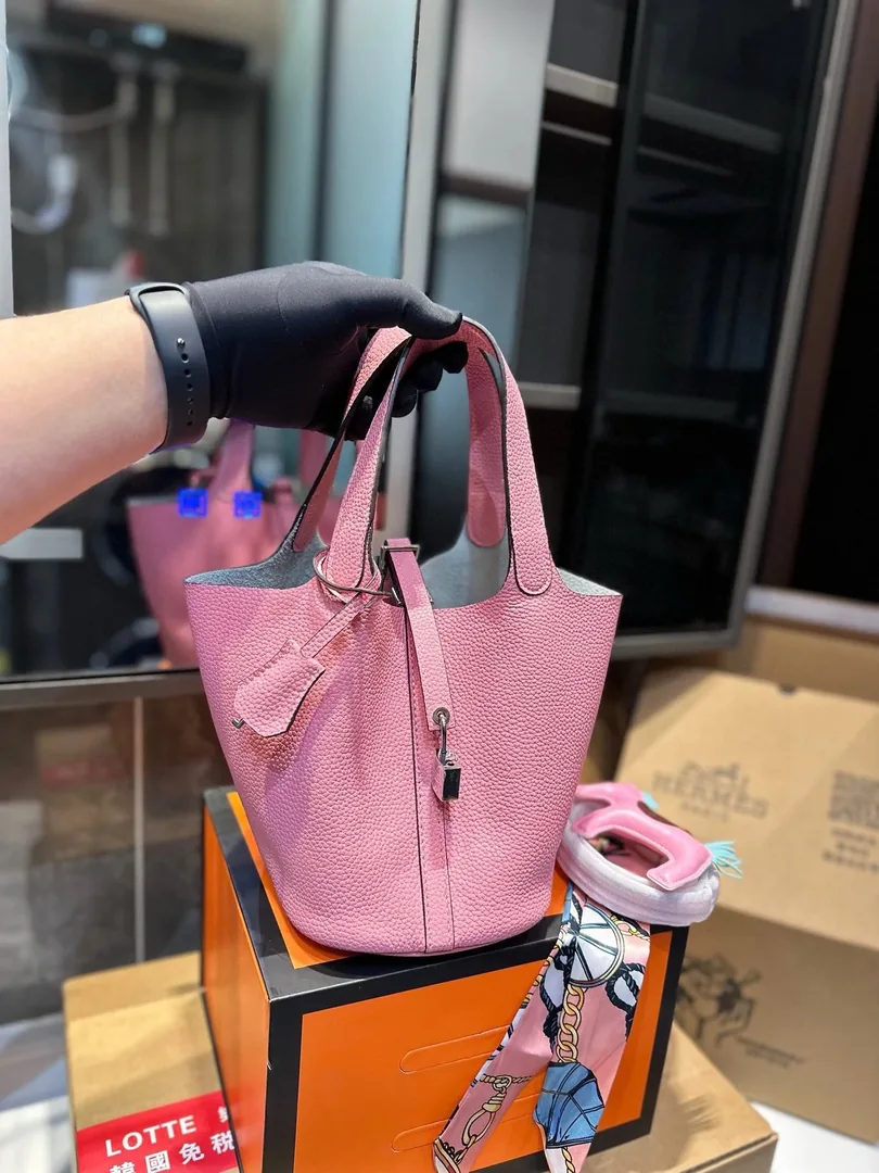 Hermes Picotin Leather Bucket Bag — photo 12