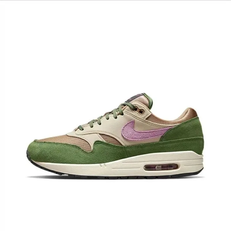 Nike Air Max 1 — Photo 13