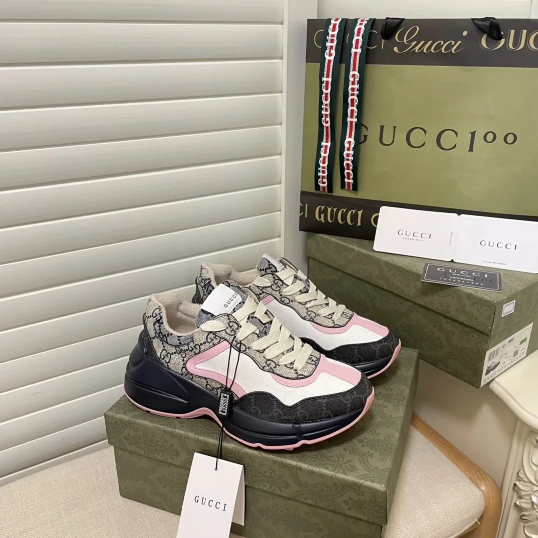 Gucci Run Rhyton White Print Dad Sneakers — Photo 2