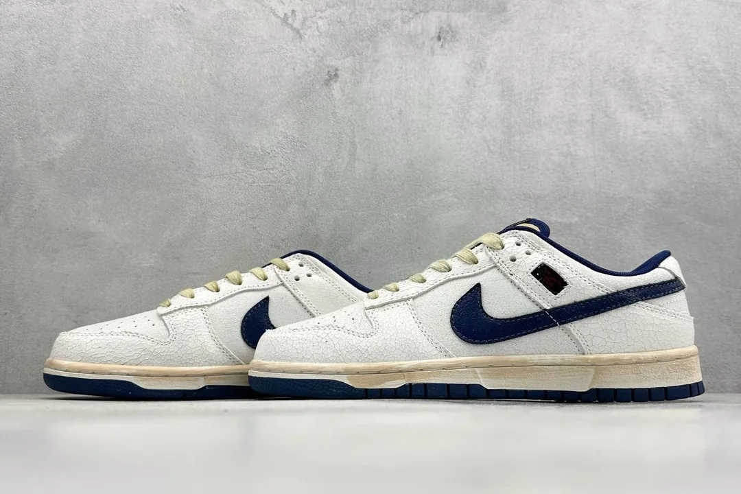 Nike Dunk Low Stranger Things Top Sneakers — photo 5