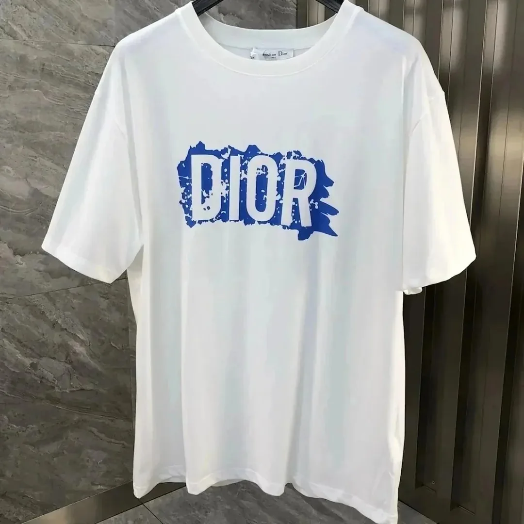 Minimal T-Shirt — QC