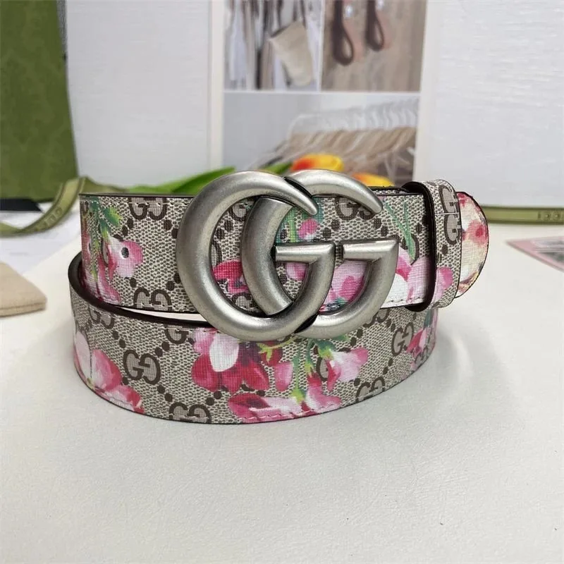 Gucci GG Buckle Leather Belt — Photo 11