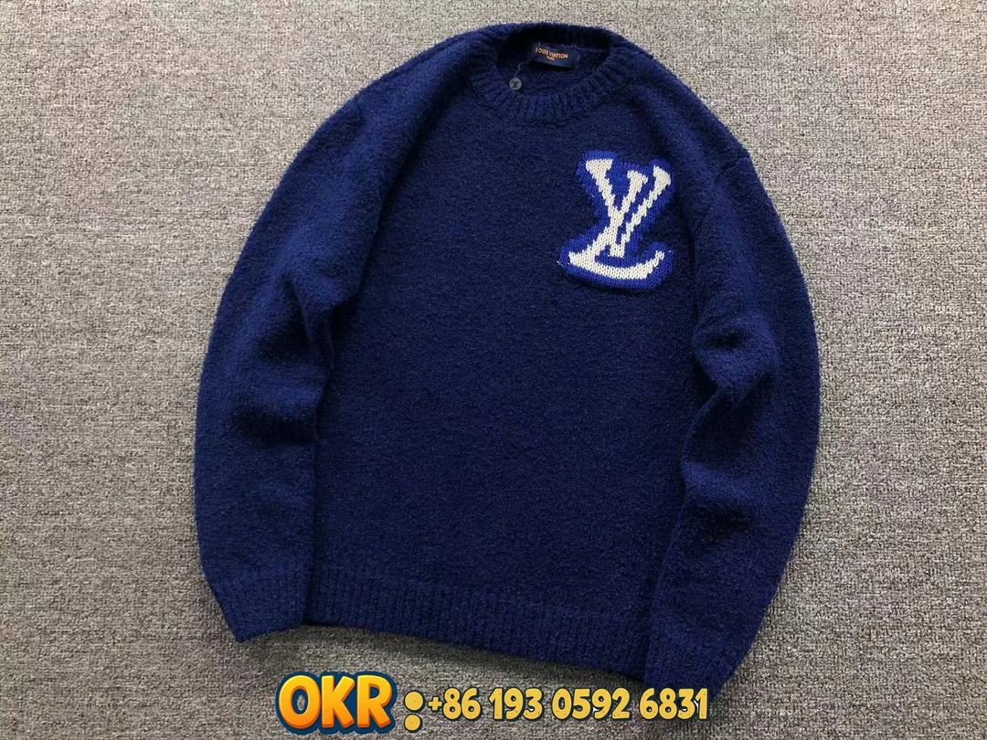 Crewneck Pullover Sweater — QC