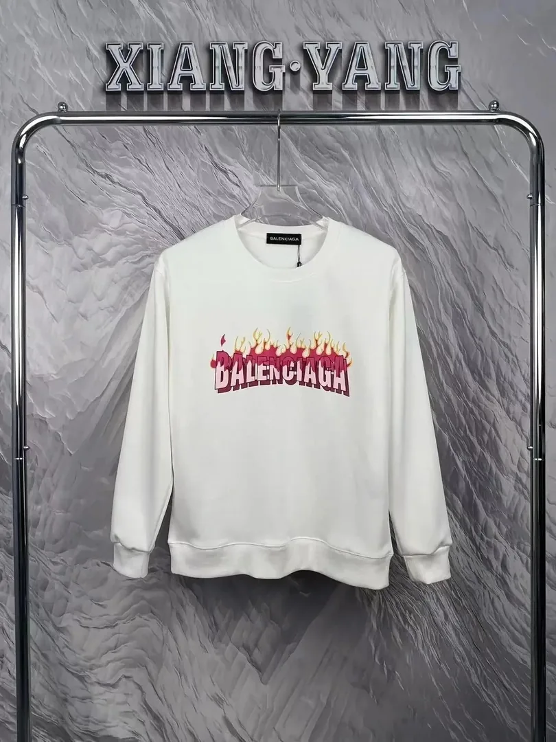 Balenciaga Logo Sweatshirt Collection — photo 7