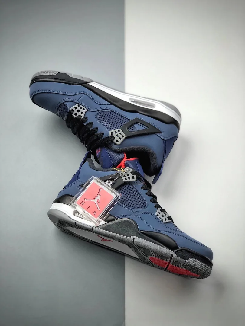 Air Jordan 4 WNTR Loyal Blue — Photo 5