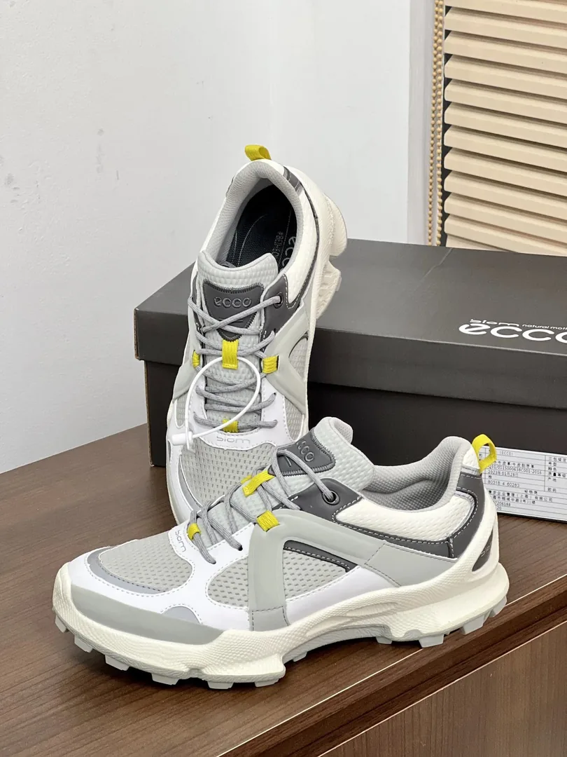 Ecco BIOM Red Running Shoes — Photo 8