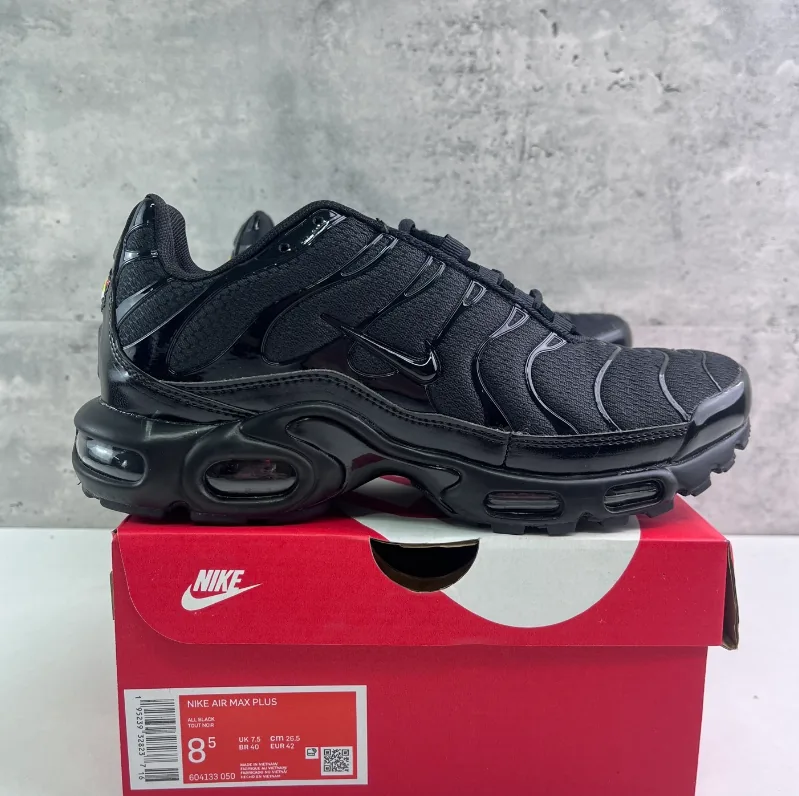 Nike Air Max Plus (TN) White Running Shoes — QC