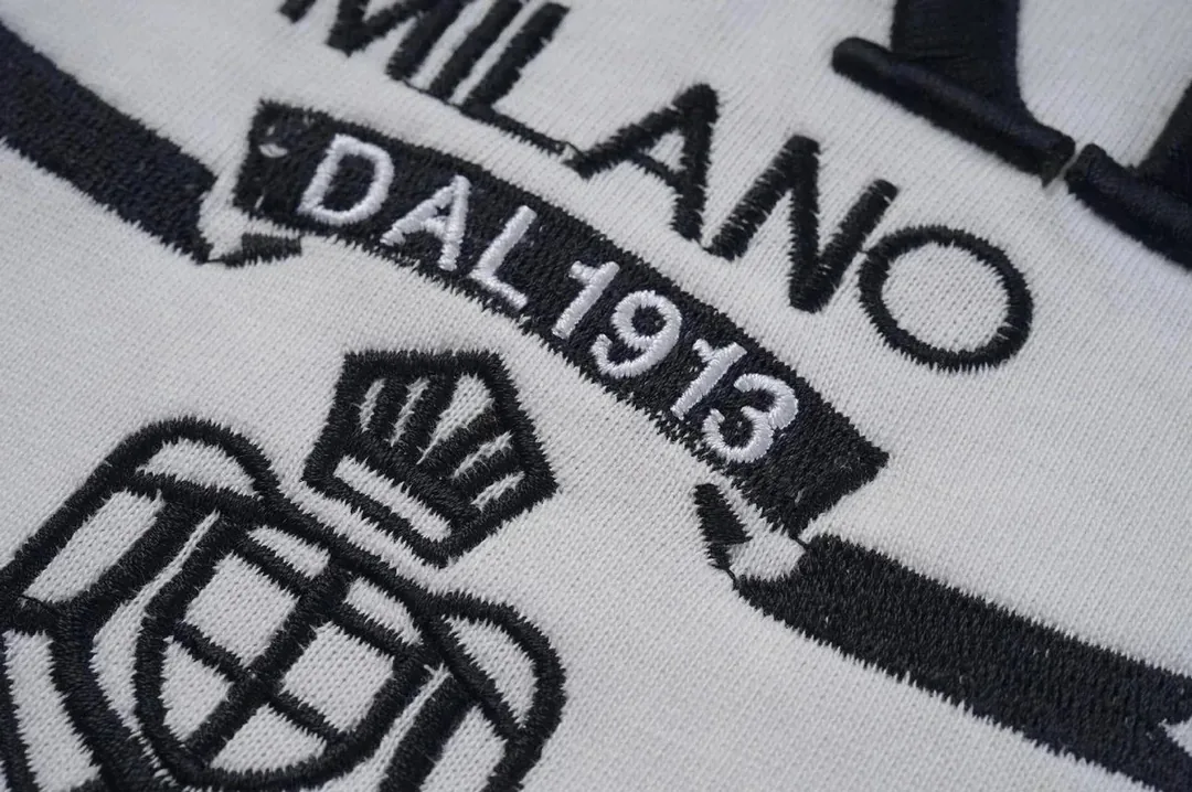Louis Vuitton Toile Monogram Print T-Shirt — Photo 8