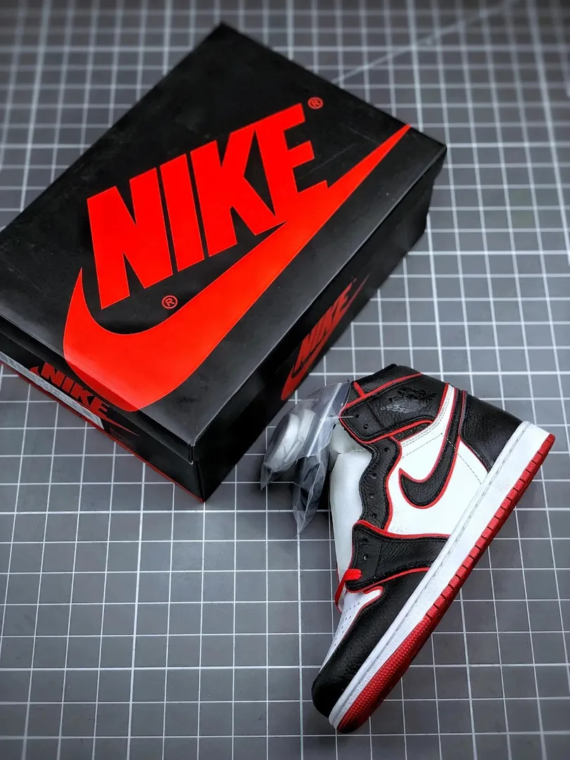 Air Jordan 1 High Infrared Leather — Photo 3