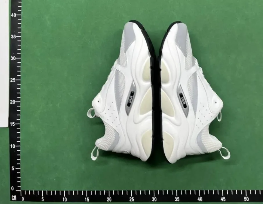 Dior B22 Grey Low-Top Sneakers — Photo 12