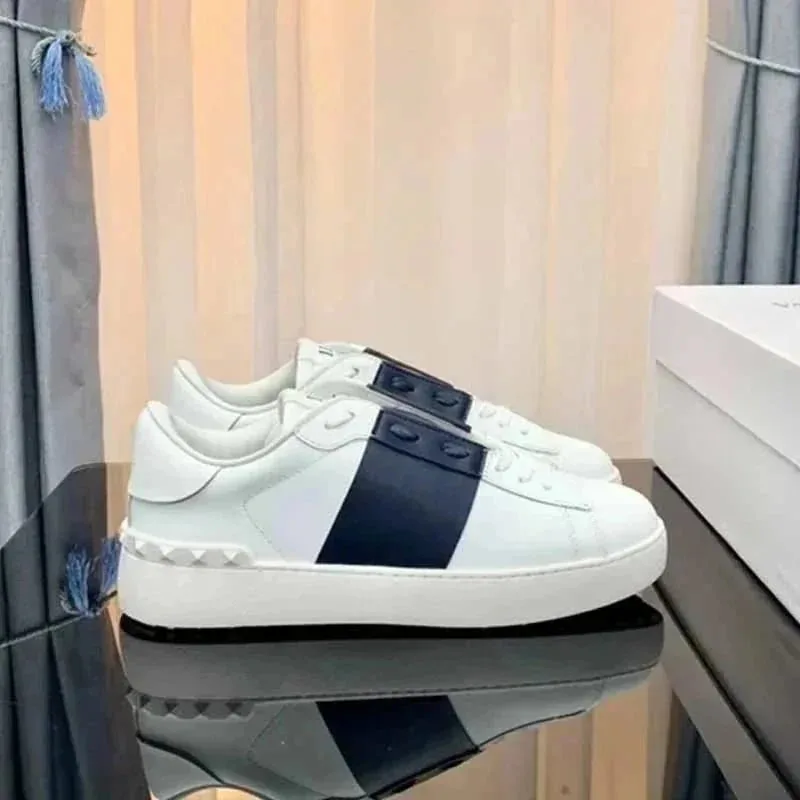Valentino Open Sneaker Black Trainers — Photo 15