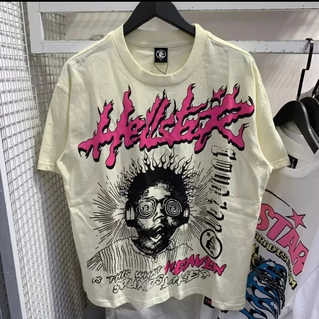 Crewneck T-Shirt — Photo 15