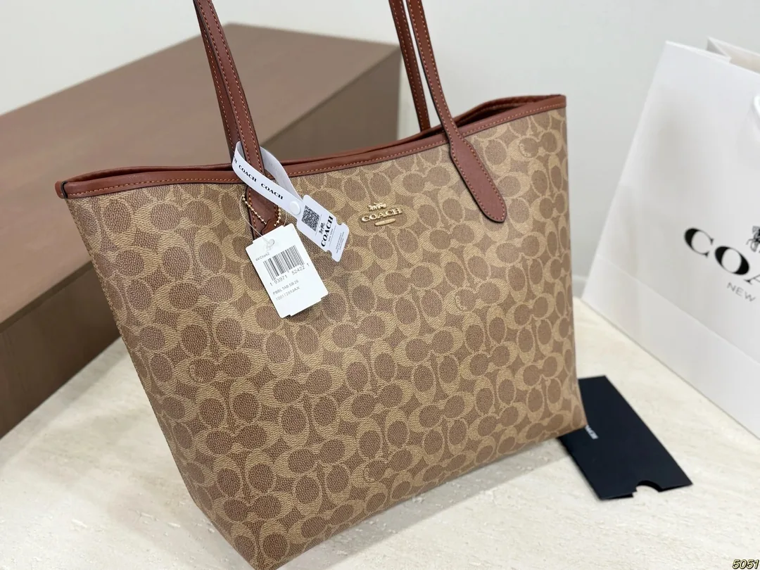 Coach Tote Shopping Bag — photo 10
