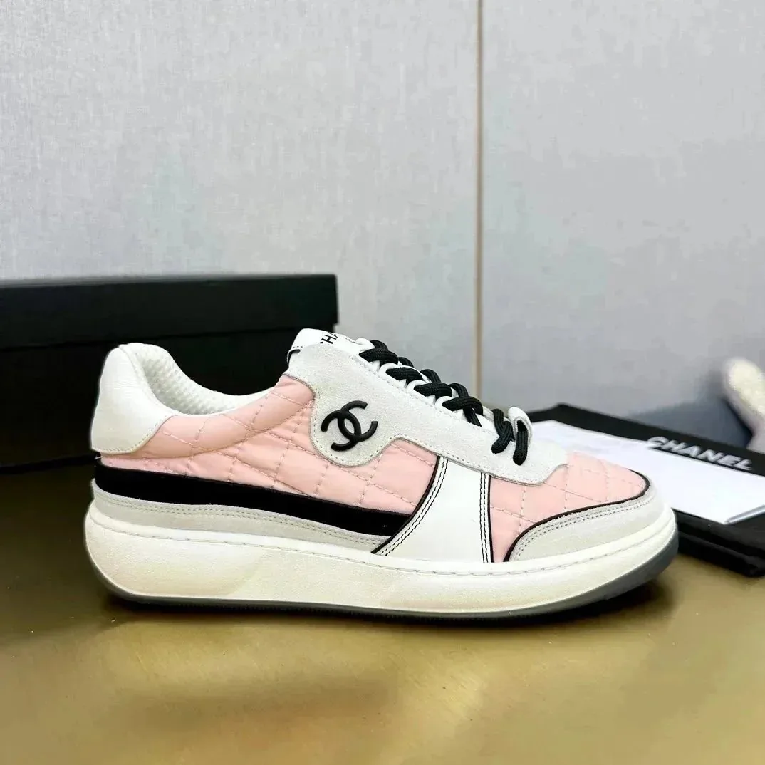Louis Vuitton LV Archlight White Low-Top Flats — QC