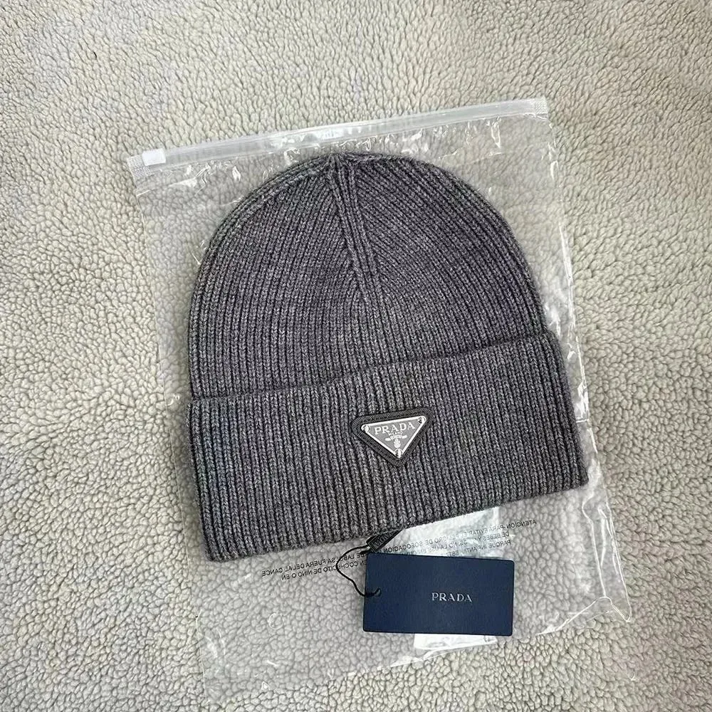Prada Triangle Logo Knit Beanie — QC