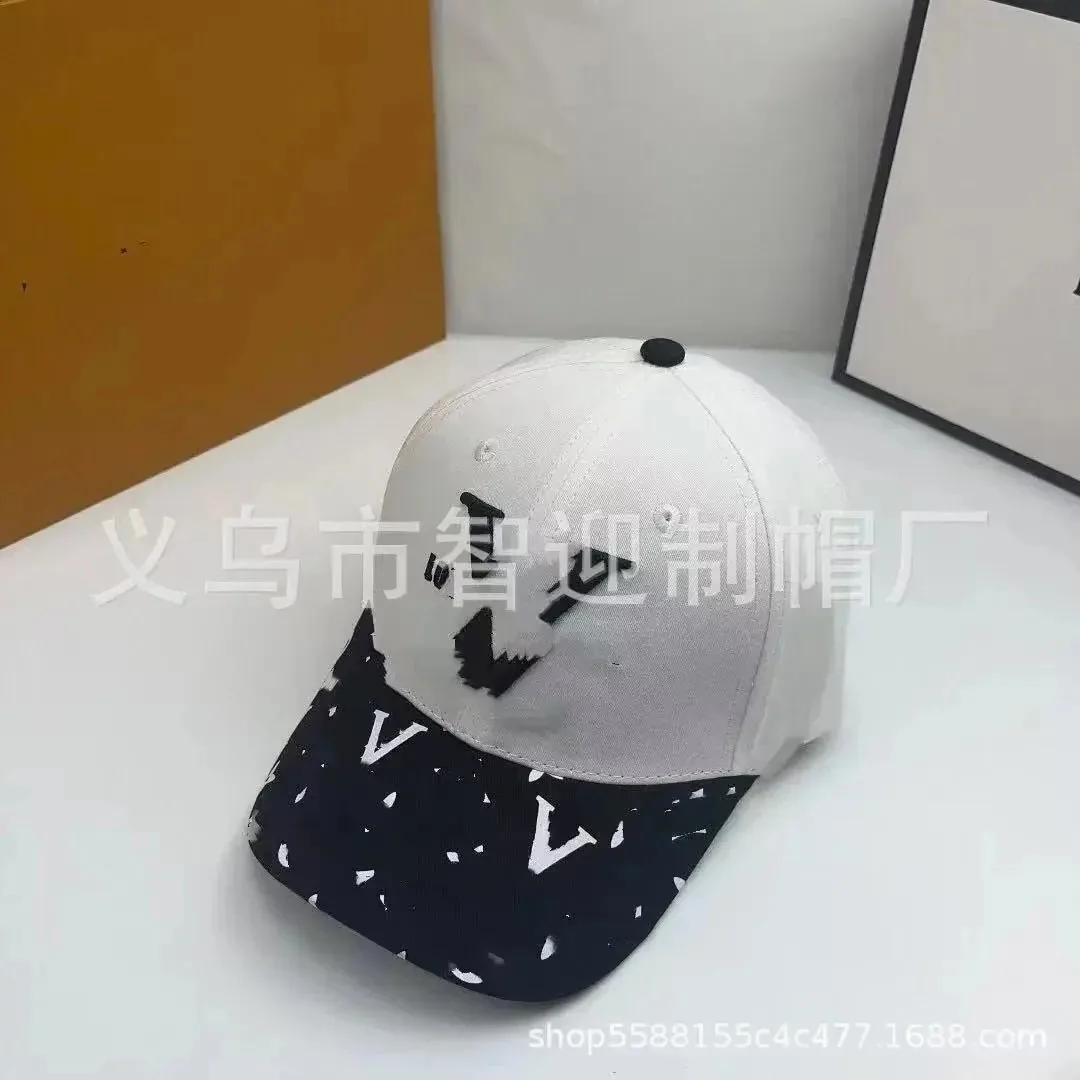 Bucket Hat — Photo 7