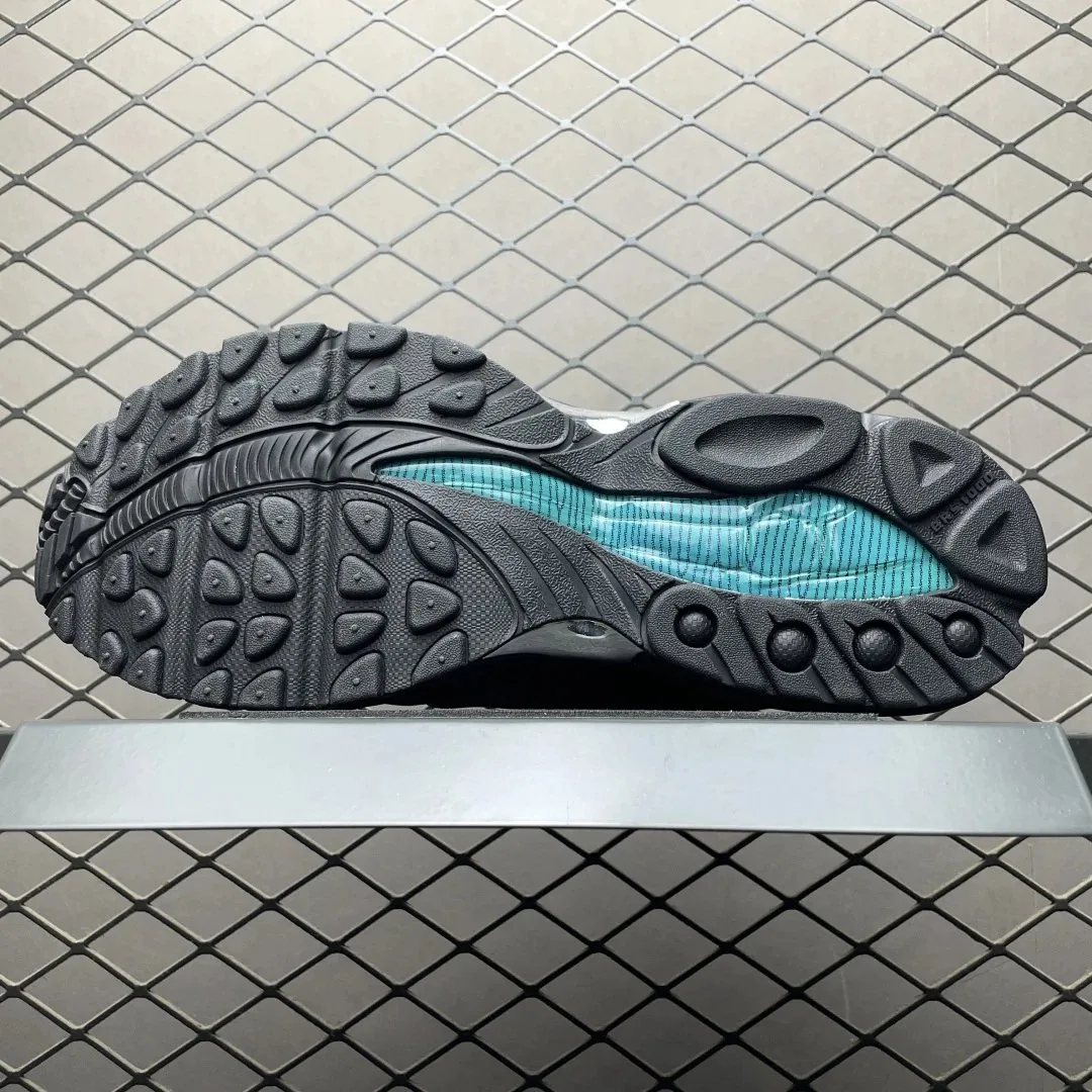 Nike Air Max Tailwind 5 Grey Sneakers — Photo 5