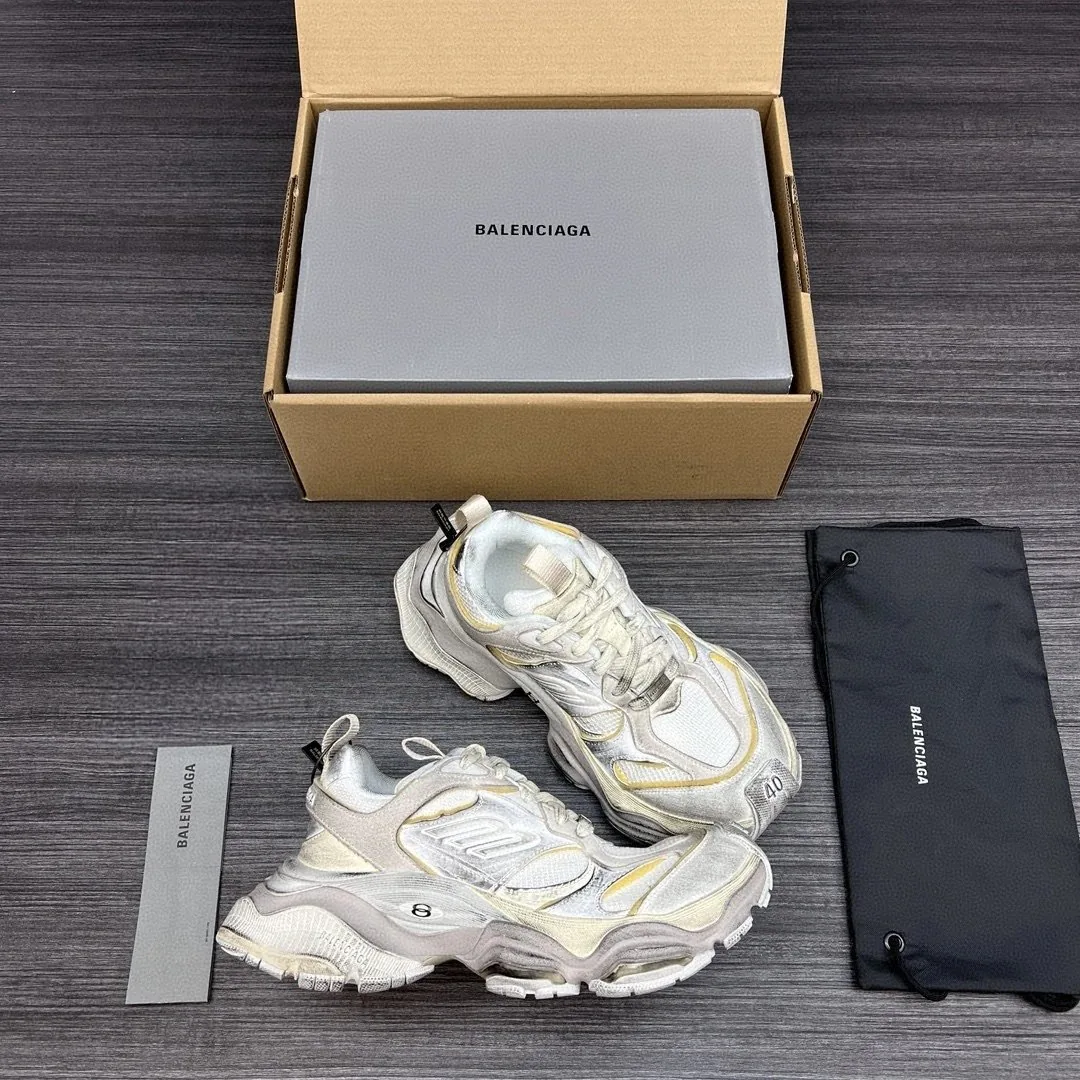 Balenciaga Cargo Sneaker Black Bigfoot Chunky Sneakers — Photo 6