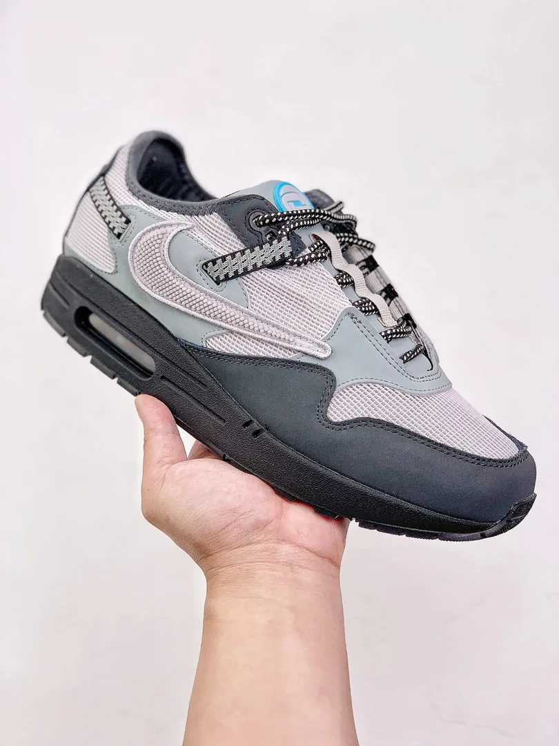 Nike Air Max 1 Cactus Jack — Photo 4