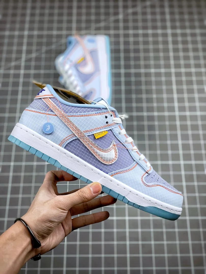 Nike Dunk Low Union LA Sneakers — QC