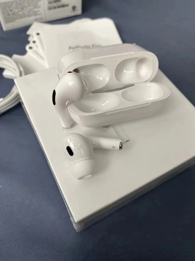 Blue Wireless Earbuds Gen 6 — Photo 4