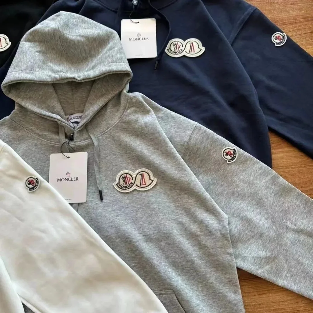 Loose Hooded Sweatshirt — Photo 4
