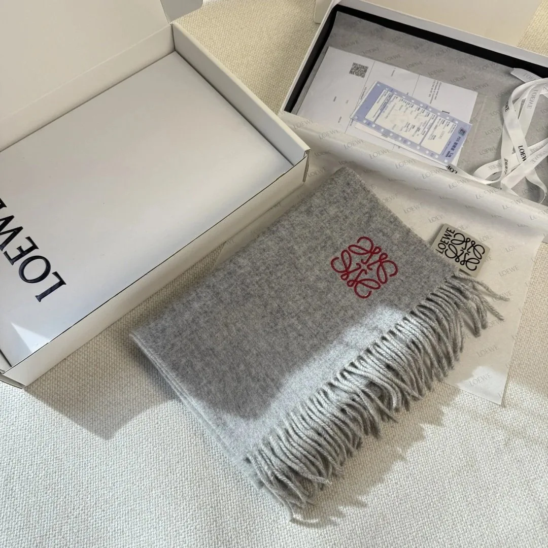 Loewe Reversible Scarf — photo 12