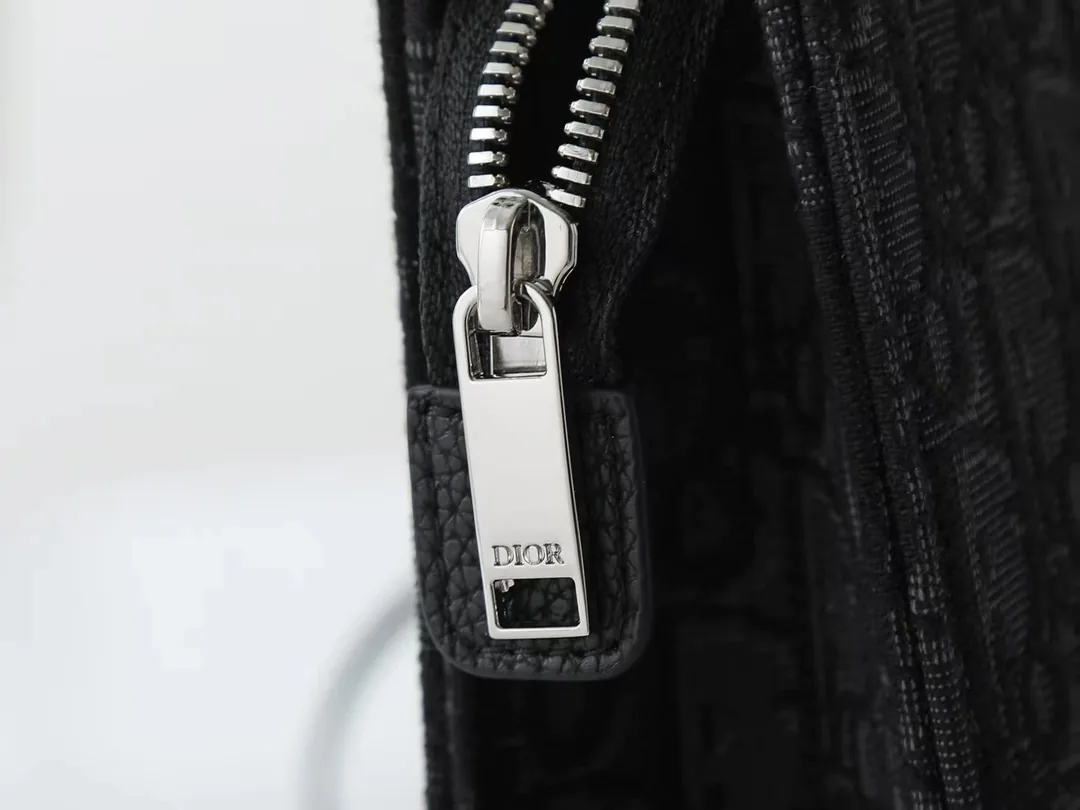 Dior Oblique Jacquard Clutch Bag — photo 6