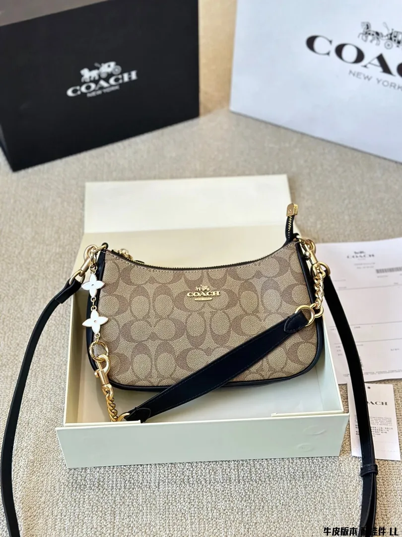 Coach Teri Shoulder Bag — photo 8