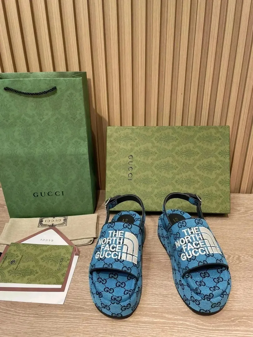 Gucci GG Jacquard Slide Sandal Collection — Photo 3