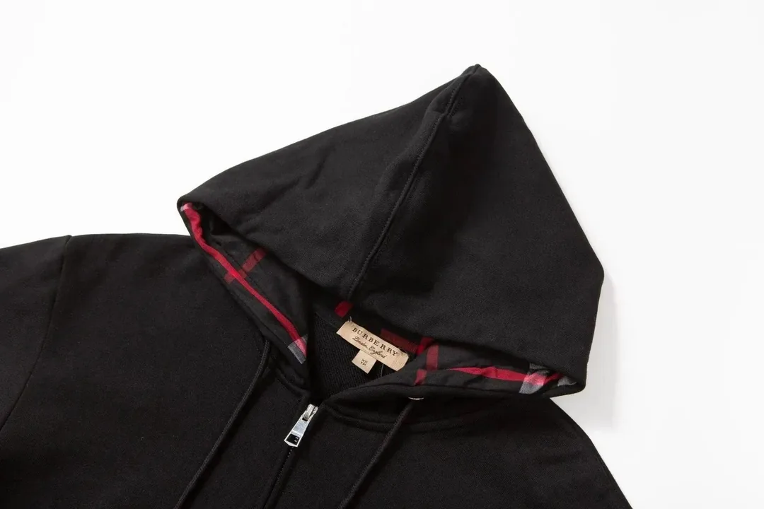 Simple Hoodie — Photo 6