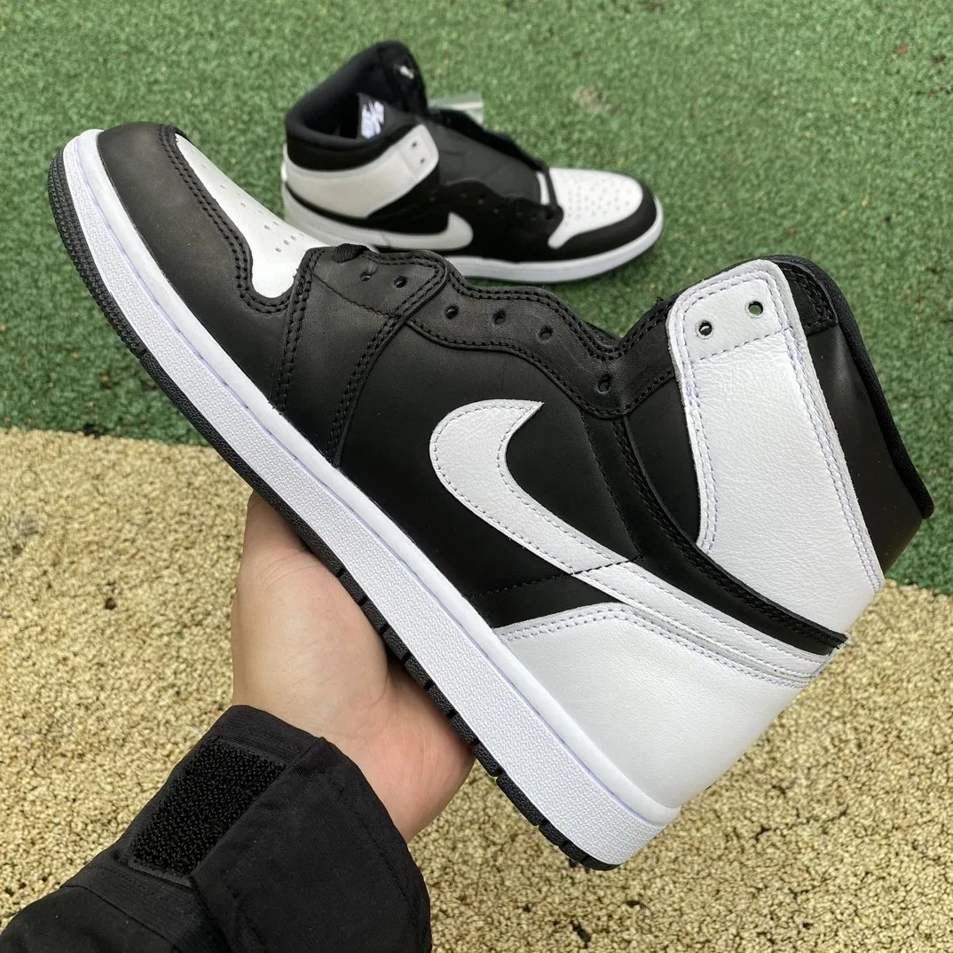 Air Jordan 1 High Reverse Panda — photo 12