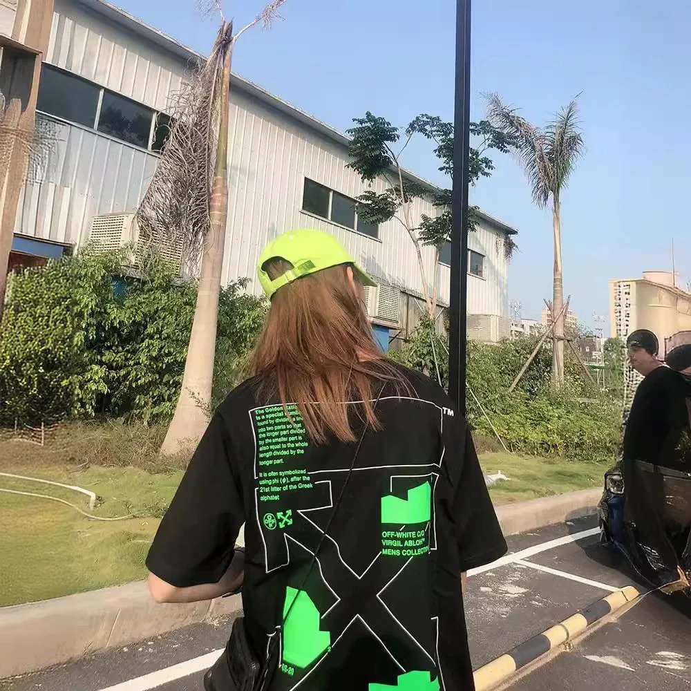 Off-White Arrow Splatter T-Shirt — Photo 2