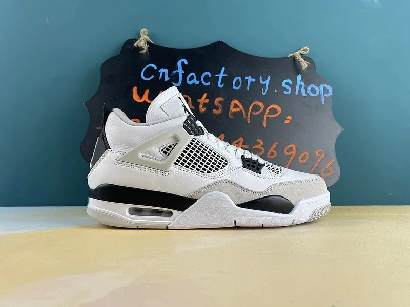 Air Jordan 4 Military Black