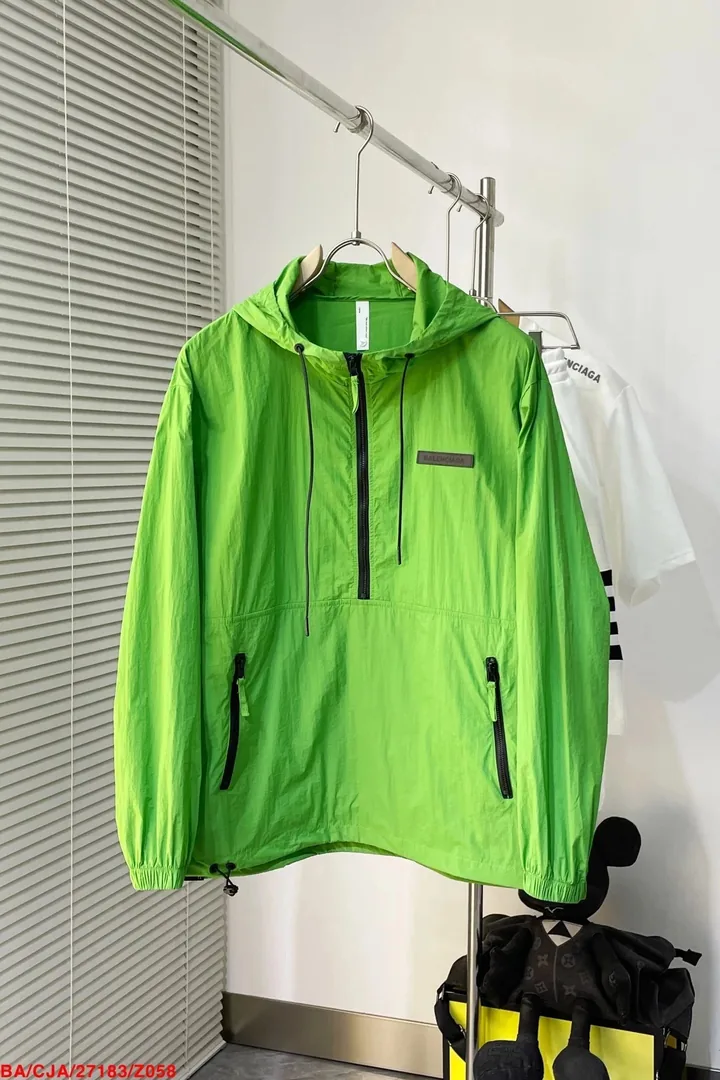 Balenciaga Baby Yoda Print White Hoodie — Photo 6