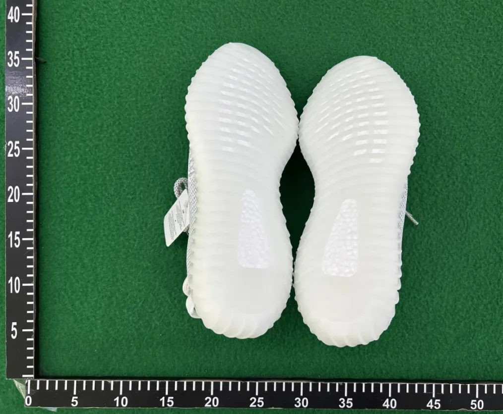 Adidas Yeezy 350 Grey — QC