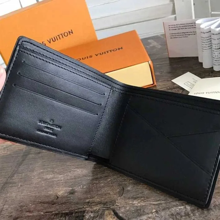 Louis Vuitton Multiple Wallet — Photo 12
