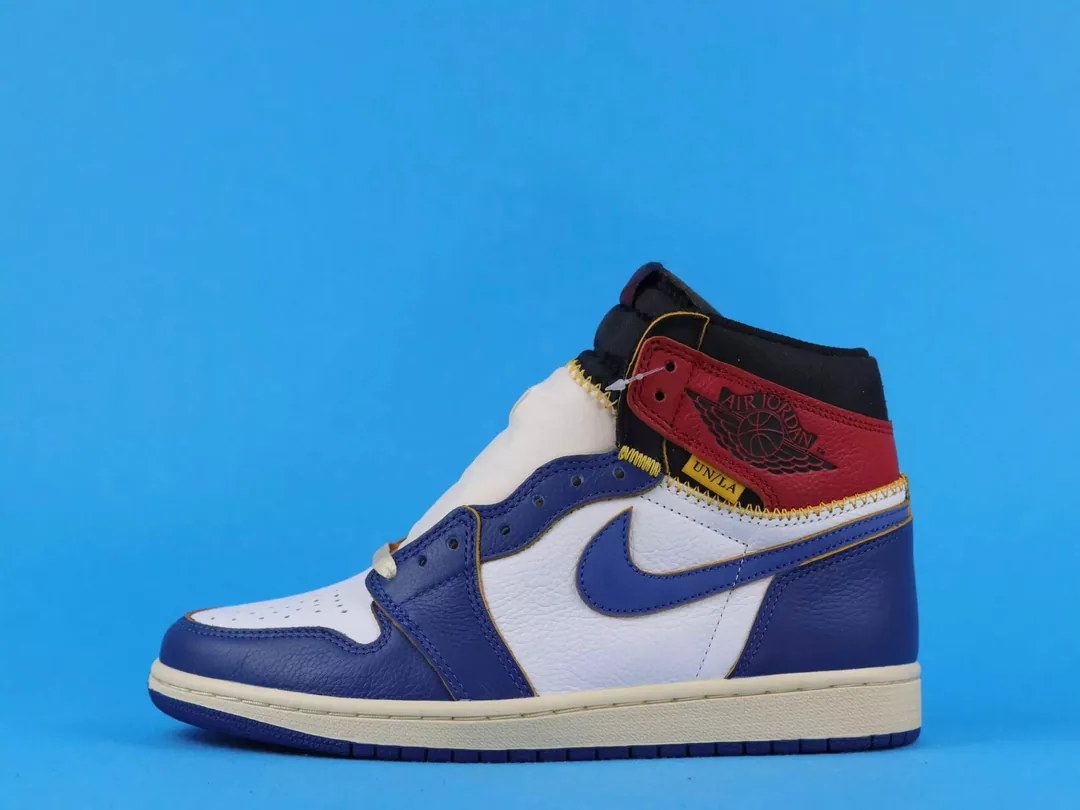 Jordan 1 Blue Court Trainers
