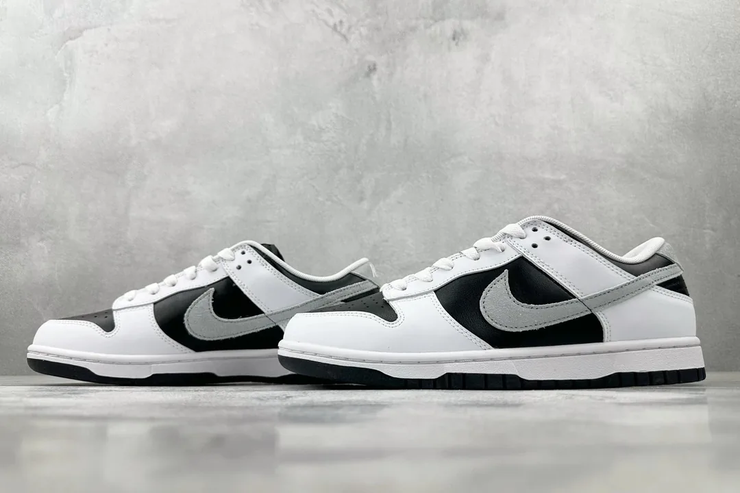 Nike Dunk Low Reverse Panda 2.0 — photo 5