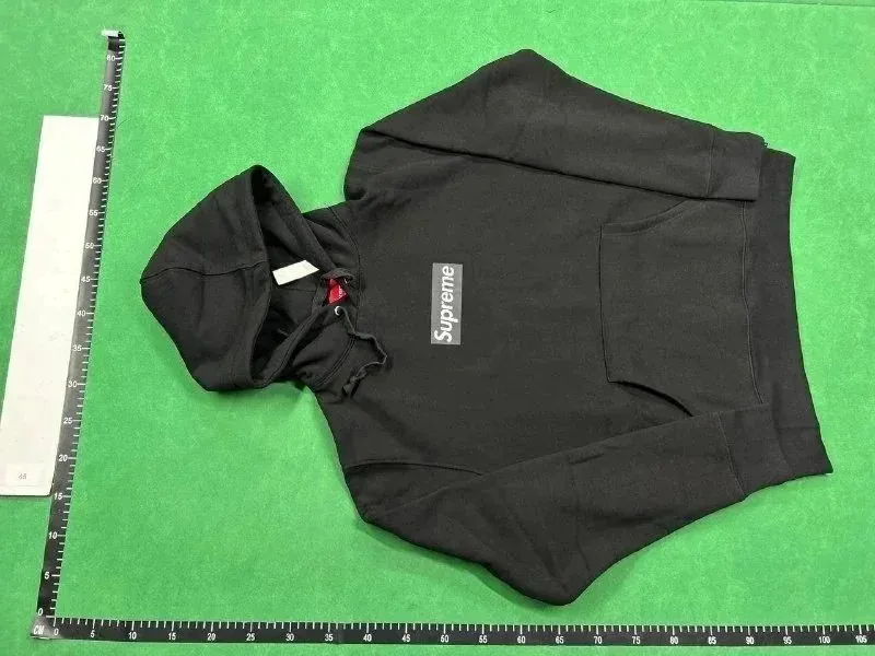 Pullover Hoodie — Photo 3